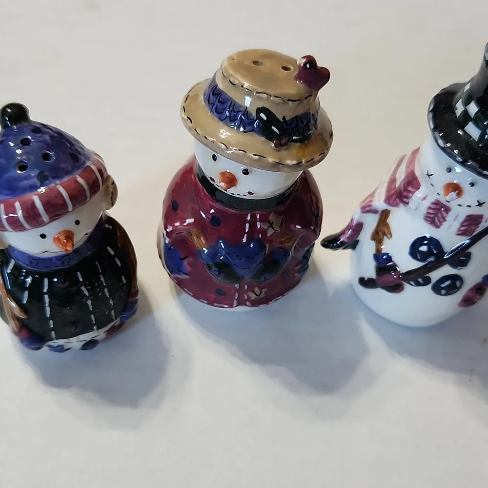 Ceramic Snowman Salt and Pepper Shakers